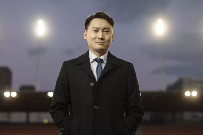 Sky Sun, der chinesische Präsident von GC ist zum ersten Mal im Letzigrund. Sky Sun GC