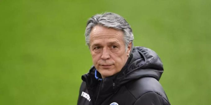 Laut Medienberichten droht Arminia-Trainer Uwe Neuhaus nach zuletzt fünf Spielen ohne Sieg das Aus. Foto: Marius Becker/dpa-POOL/dpa Laut Medienberichten droht Arminia-Trainer Uwe Neuhaus nach zuletzt fünf Spielen ohne Sieg das Aus. Foto: Marius Becker/dpa-POOL/dpa