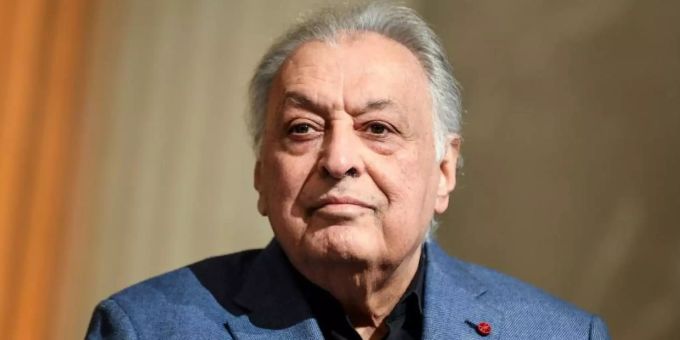 Der Dirigent Zubin Mehta feiert seinen 85. Geburtstag. Foto: Britta Pedersen/dpa-Zentralbild/dpa Der Dirigent Zubin Mehta feiert seinen 85. Geburtstag. Foto: Britta Pedersen/dpa-Zentralbild/dpa