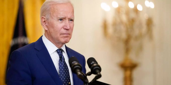 Joe Biden, Präsident der USA, spricht im East Room des Weissen Hauses. US-Präsident xinjiang