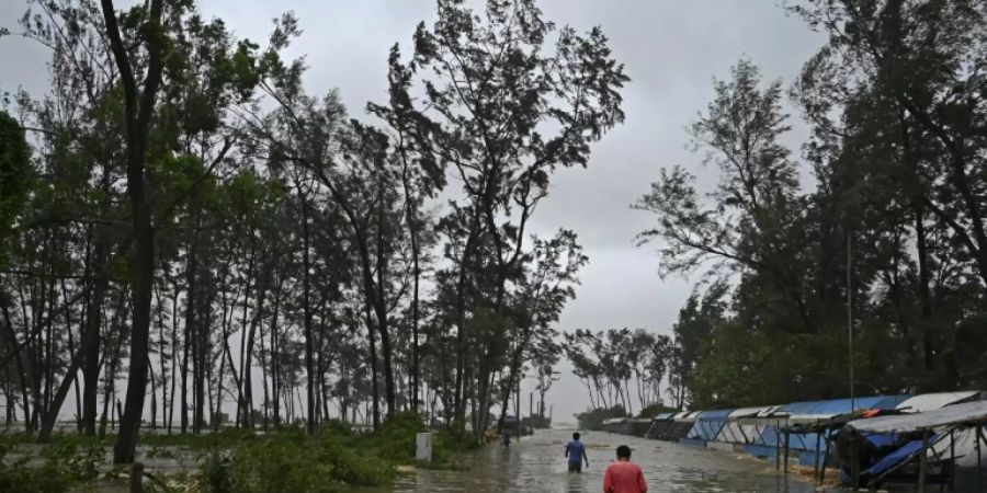 Überflutung durch den Zyklon «Yaas» in Digha