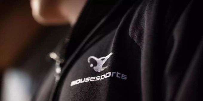 mousesports bestätigt im CS:GO-Turnier Flashpoint 3 seine bestechende Form und siegt im deutschen Derby gegen G2. Foto: Tobias Augustin/mousesports/dpa mousesports bestätigt im CS:GO-Turnier Flashpoint 3 seine bestechende Form und siegt im deutschen Derby gegen G2. Foto: Tobias Augustin/mousesports/dpa