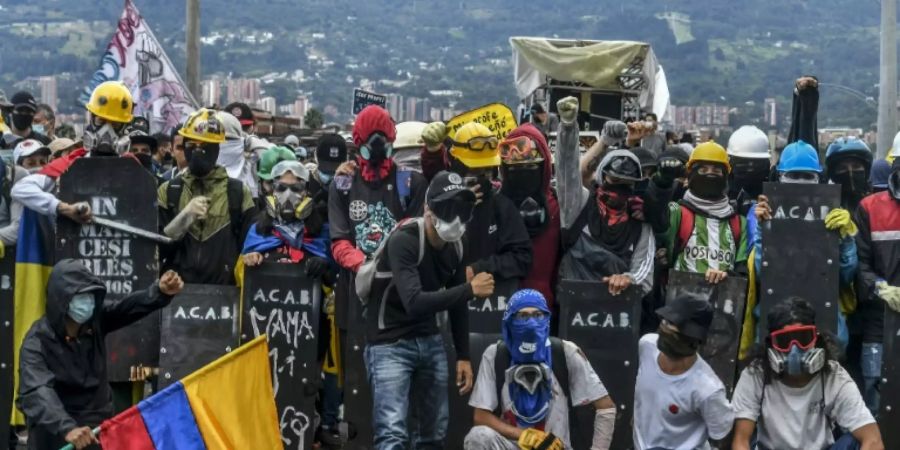 Demonstranten in der kolumbianischen Stadt Medellín