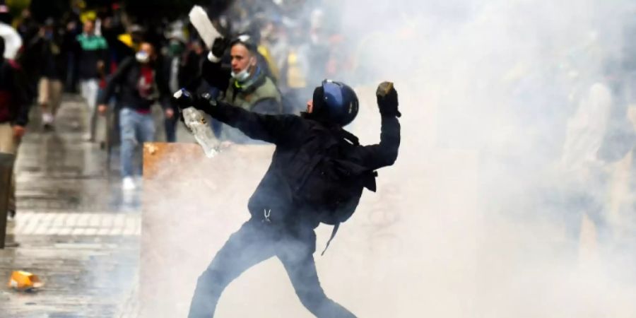 Ausschreitungen bei Protesten in Bogota