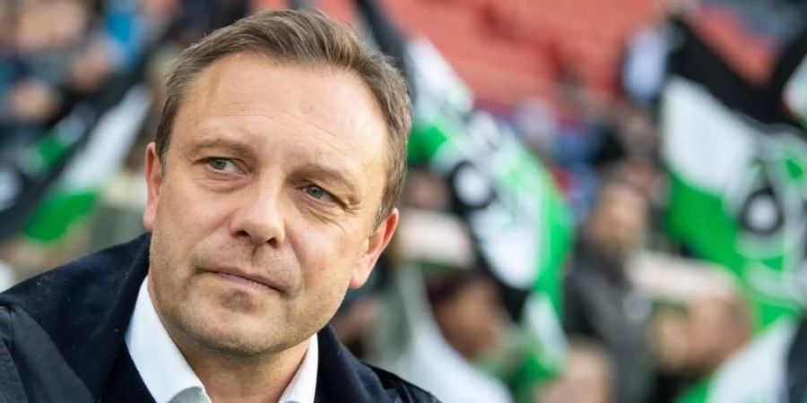 War vor fast acht Monaten bei Hannover 96 als Trainer freigestellt worden: André Breitenreiter. Foto: Swen Pförtner