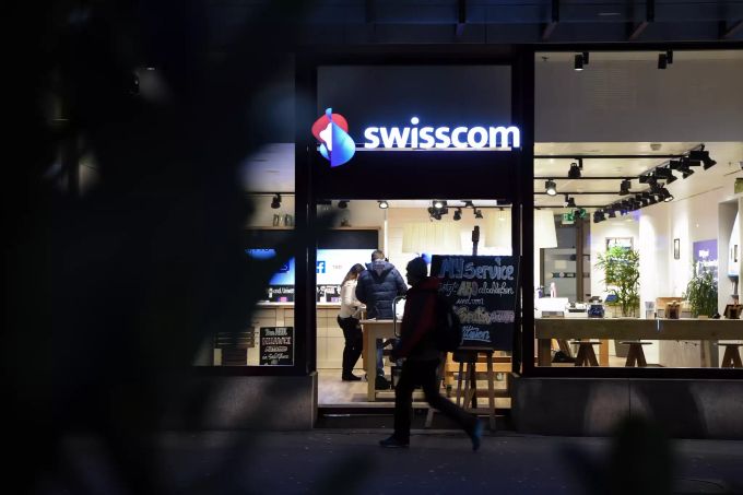 Ein Swisscom Shop von aussen. SWISSCOM