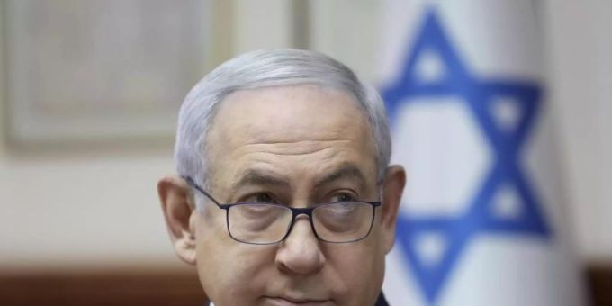 Kurz vor der israelischen Parlamentswahl hat Facebook den Chatbot auf dem Profil von Ministerpräsident Benjamin Netanjahu zeitweise blockiert. Foto: Abir Sultan/Pool European Pressphoto Agency Kurz vor der israelischen Parlamentswahl hat Facebook den Chatbot auf dem Profil von Ministerpräsident Benjamin Netanjahu zeitweise blockiert. Foto: Abir Sultan/Pool European Pressphoto Agency
