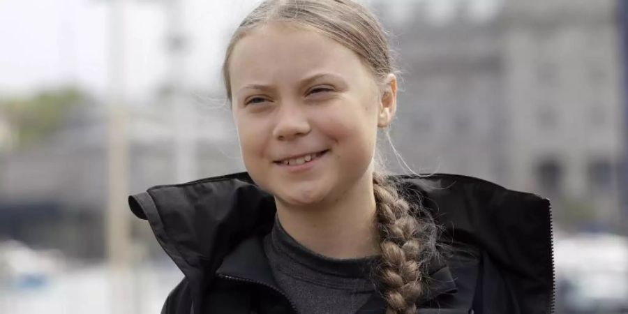 Greta Thunberg bei einer Pressekonferenz vor der Abfahrt in Plymouth. Foto: Kirsty Wigglesworth/AP