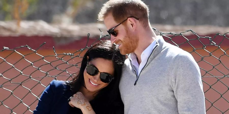 Harrys Freunde glauben, Meghan Markle stehle ihm die Show.