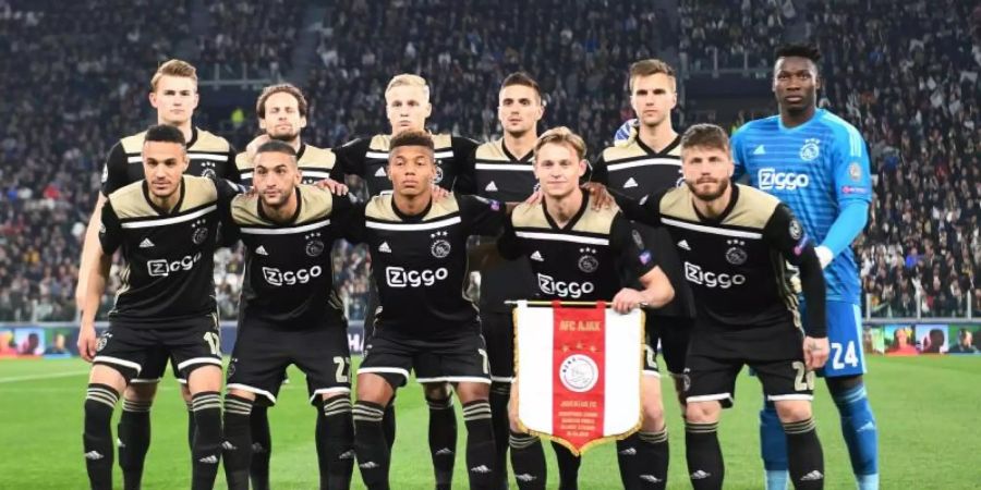 Sie sind die Überraschung der Champions League: Die jungen Spieler von Ajax Amsterdam. Foto: Antonio Polia