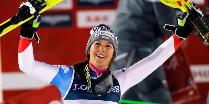 Erster Lauf 14.15 Uhr - Schlägt Holdener im Riesenslalom erstmals zu?