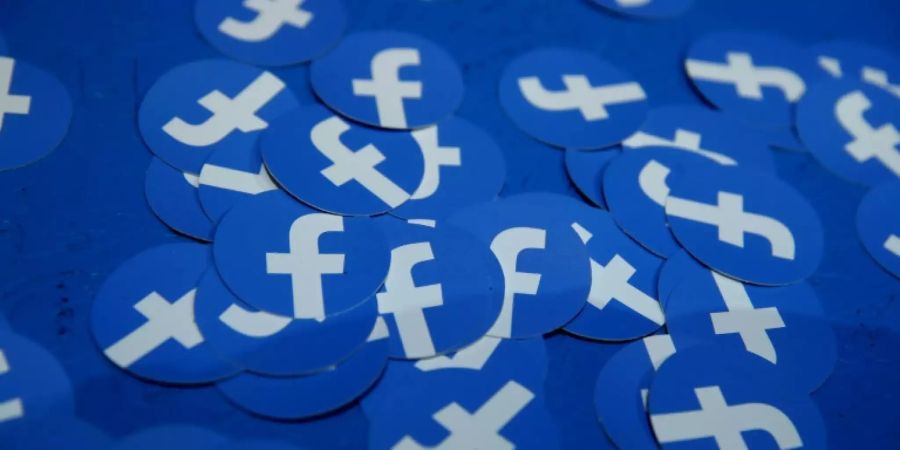 Experten: Facebook generiert  extremistische Inhalte