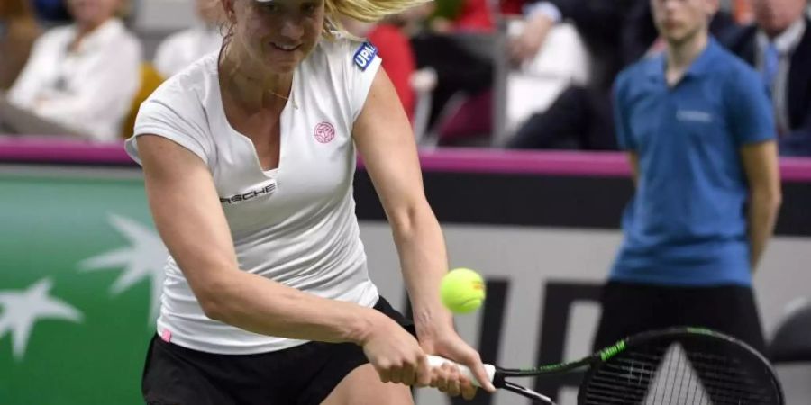 Mona Barthel im Spiel gegen Jelena Ostapenko. Foto: Roman Koksarov/AP