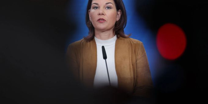 Bundesaussenministerin Annalena Baerbock (Grüne) reist heute nach Skandinavien.