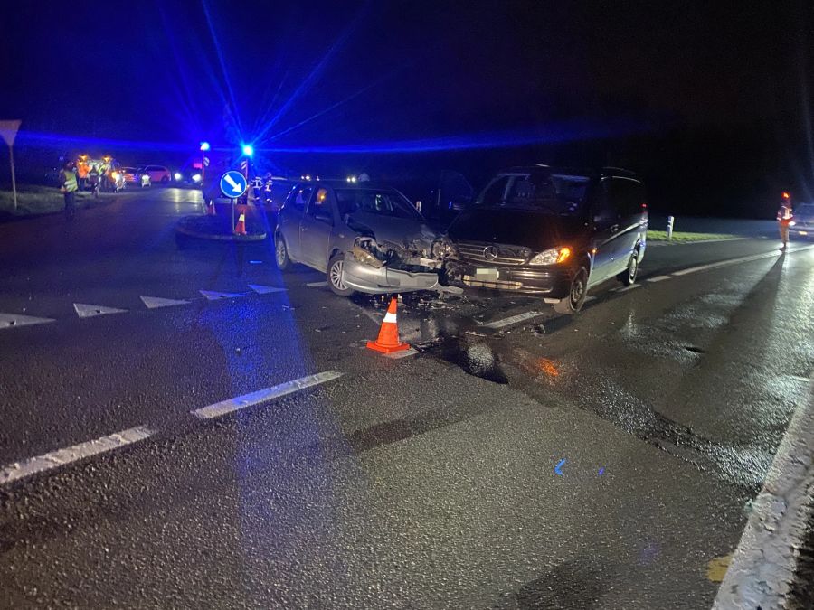 An den Fahrzeugen entstand ein Sachschaden.