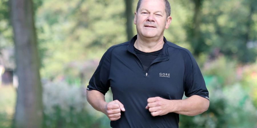 Olaf Scholz joggt gerne. Das geht nicht immer ohne Blessuren ab.