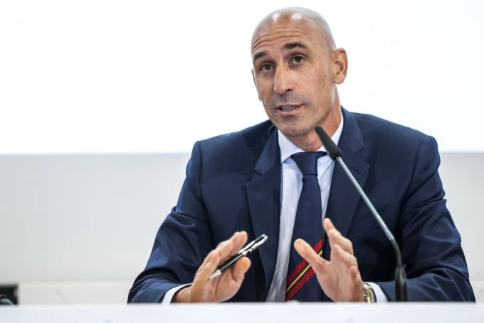 Der 46-jährige Luis Rubiales ist Präsident Präsident der RFEF (Spanish Royal Federation of Soccer). Luis Rubiales