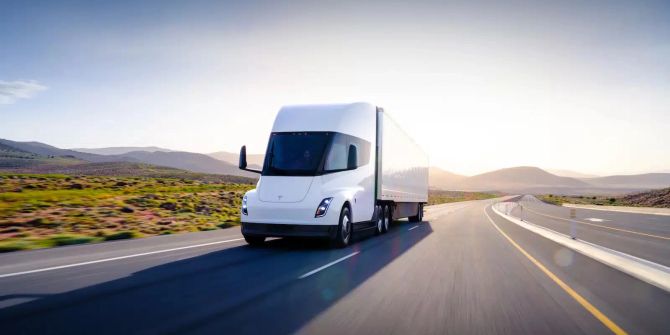 2023 Tesla Semi Truck