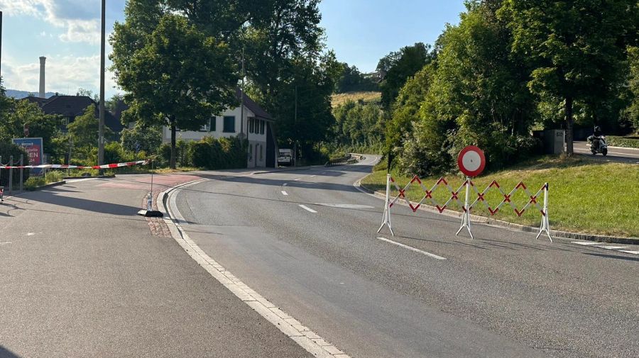 Gesperrte Strasse in Winterthur wegen des Gasaustritts.