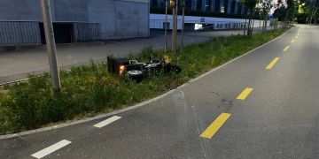 Zug: Fahrunfähiger Rollerfahrer