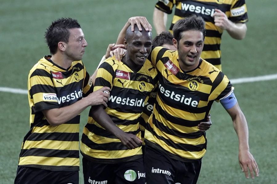 Im Februar 2010 wird bekannt, dass Gilles Yapi Yapo im Sommer zum FCB wechseln wird.