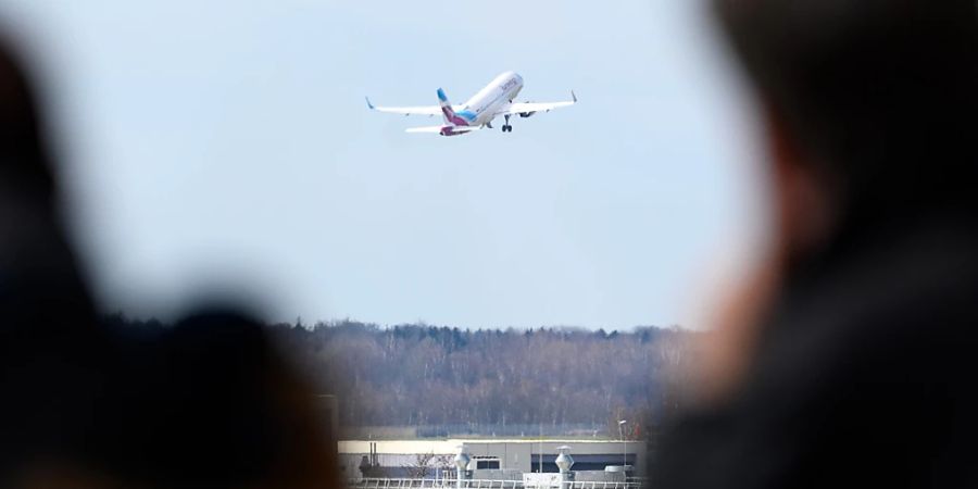 Die Reisebranche spürt laut Andrea Beffa Aufwind: «Es ist ein positives Reisejahr. Umsatzmässig bewegen wir uns im Rahmen des Vor-Pandemie-Niveaus», so die Geschäftsführerin des Schweizer Reiseverbands. (Symbolbild)