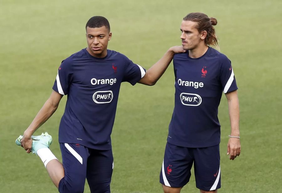 Kylian Mbappé (l.) und Antoine Griezmann (r.) gehören zu den besten Stürmern der Welt.