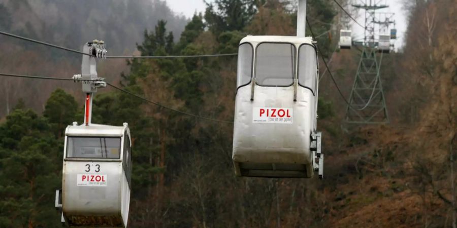 Der Sturm «Burglind» bringt die Pizolbahn zum Stillstand.