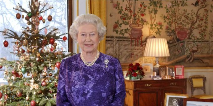 Weihnachts-Tradition - Queen will Meghans Mami auf die Waage stellen