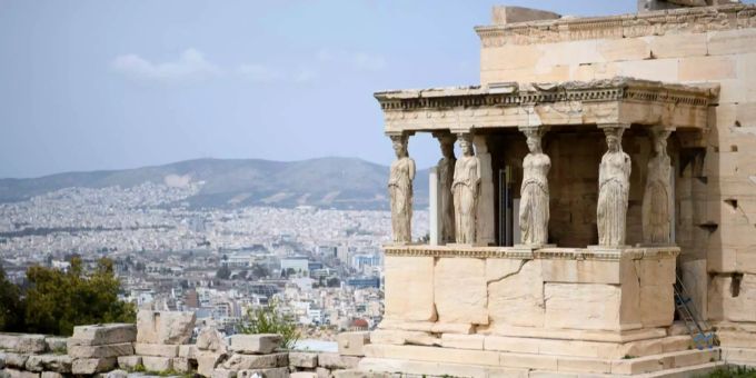 Der Tempel der Athena Nike in Athen. Der Tempel der Athena Nike in Athen.