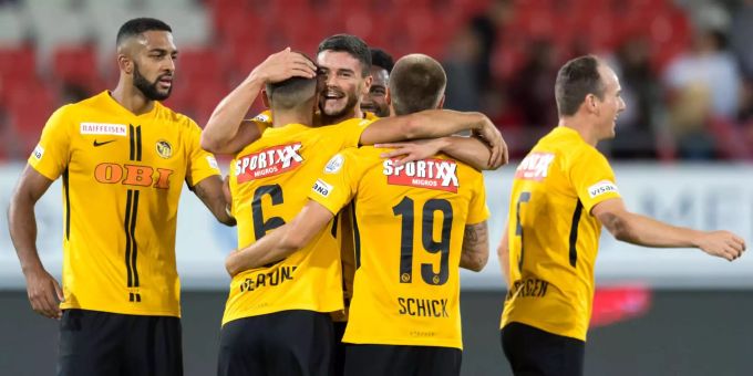 Meister YB jubelt über einen Treffer in der Super League. Meister YB jubelt über einen Treffer in der Super League.