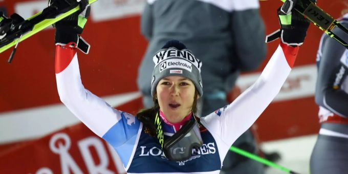 Titel verteidigt - Wendy Holdener holt Kombi-Gold an WM in Åre