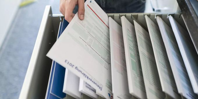 Die Frist für das Ausfüllen der Steuererklärung läuft normalerweise Ende März aus. Steuern