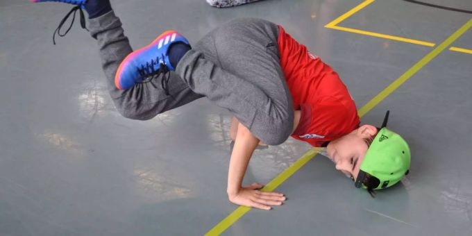 Beim Breakdance Workshop im Element Beim Breakdance Workshop im Element