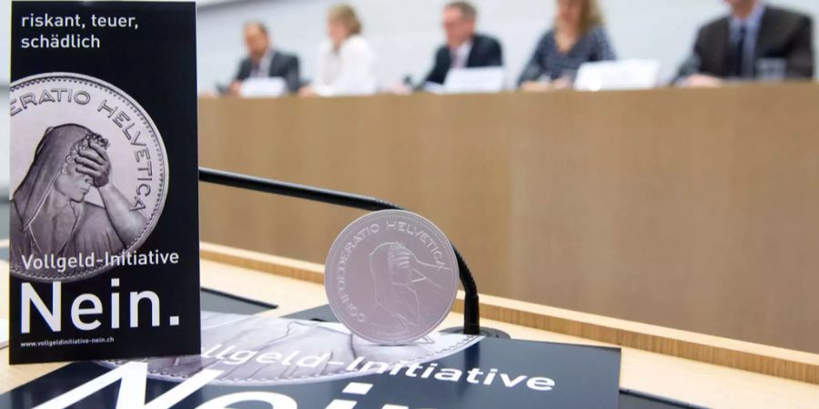 Die Bundesratsparteien stellen sich gemeinsam gegen die Vollgeld-Initiative.