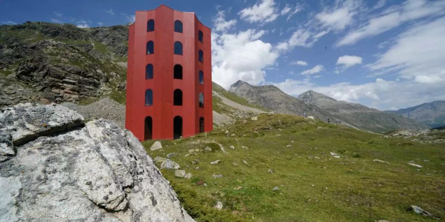 Der Theaterturm auf dem Julierpass.