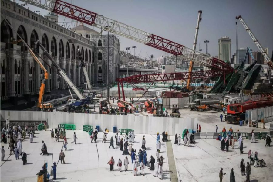 Wegen einem Sturm stürzte 2015 ein Kran auf die Grosse Moschee in Mekka.