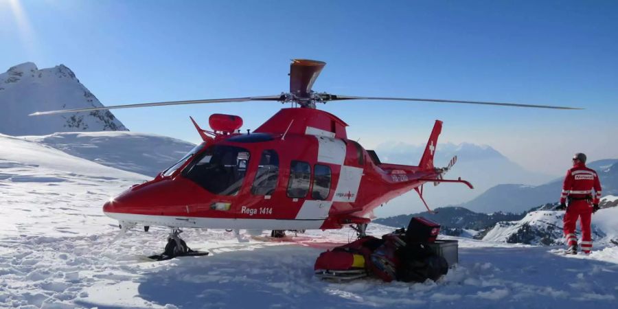 Die Tourenaktivitäten stiegen im schneereichen Winter dieses Jahres – die Zahl der Bergtoten leider auch.