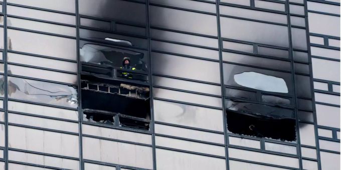 Das Feuer brach im 50. Stock des Trump Towers aus. Das Feuer brach im 50. Stock des Trump Towers aus.