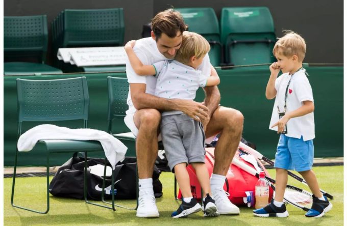 Roger Federer ist stolzer Papi von vier herzigen Kindern. oliver pocher