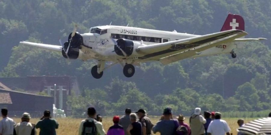 Eine «Tante Ju» der Ju Air bei einer Flugshow in Dübendorf ZH.