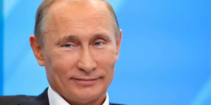 Mehrere demokratische Senatoren warnen den Trump vor dem russischen Präsidenten Wladimir Putin. Mehrere demokratische Senatoren warnen den Trump vor dem russischen Präsidenten Wladimir Putin.