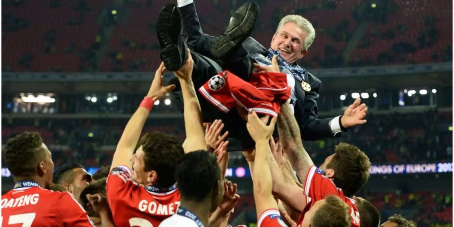 2013: Jupp Heynckes wird nach dem Gewinn der Champions League gefeiert.