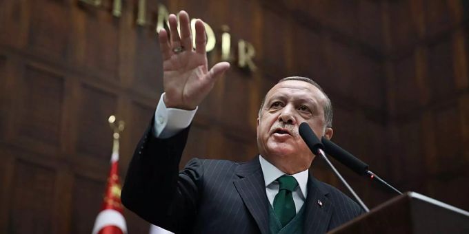 Präsident Erdogan ist kein Freund von LGBT-Veranstaltungen. Präsident Erdogan ist kein Freund von LGBT-Veranstaltungen.