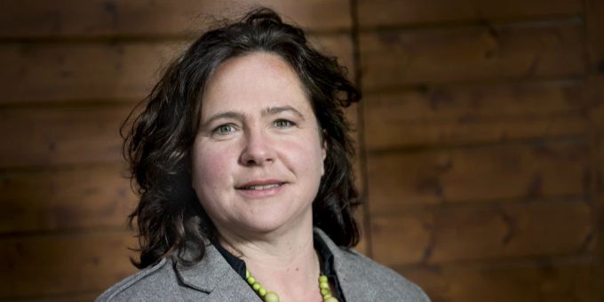 Die Freiburger Bildungsdirektorin Sylvie Bonvin-Sansonnens kann aus gesundheitlichen Gründen ihrem Amt für drei Monate nicht nachgehen. (Archivbild) Sylvie Bonvin-Sansonnens