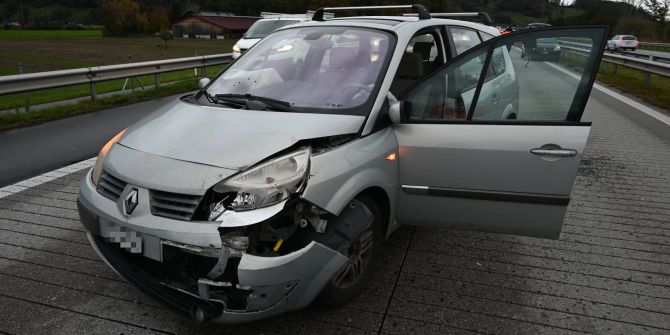 Auffahrkollision auf A13.