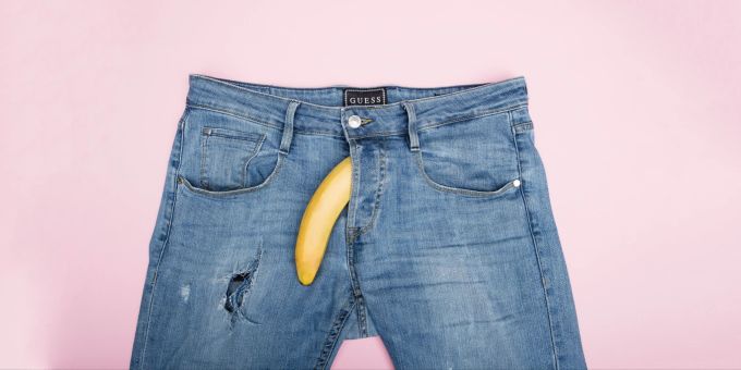 Ein Penisbruch ist sehr schmerzhaft. penis