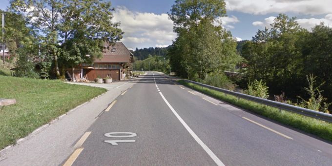 Trubschachen BE - Zwei Personen bei Frontalkollision schwer verletzt