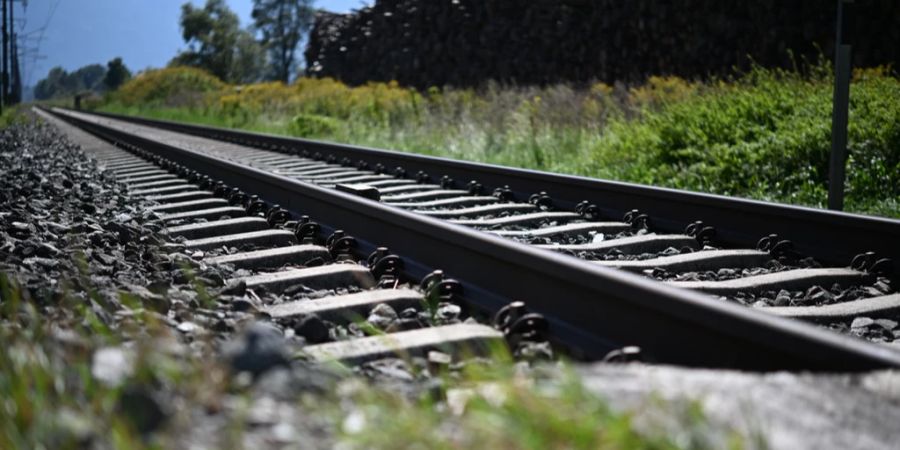 Bahnübergang Bahn Zug Bahnstrecke