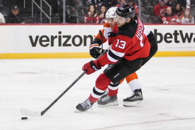 Nico Hischier ist bei den New Jersey Devils in der NHL nicht mehr wegzudenken. Nico Hischier NHL